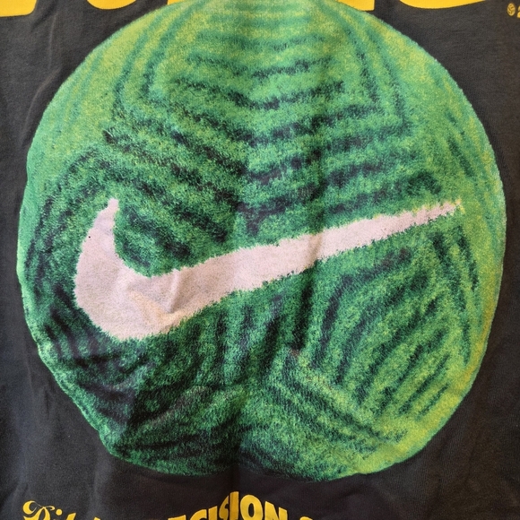 Nike Men's Small Pitch Precision Soccer Graphic T-Shirt in Dark Green New - Picture 9 of 11